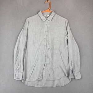Uniqlo Gray Button Down Shirt